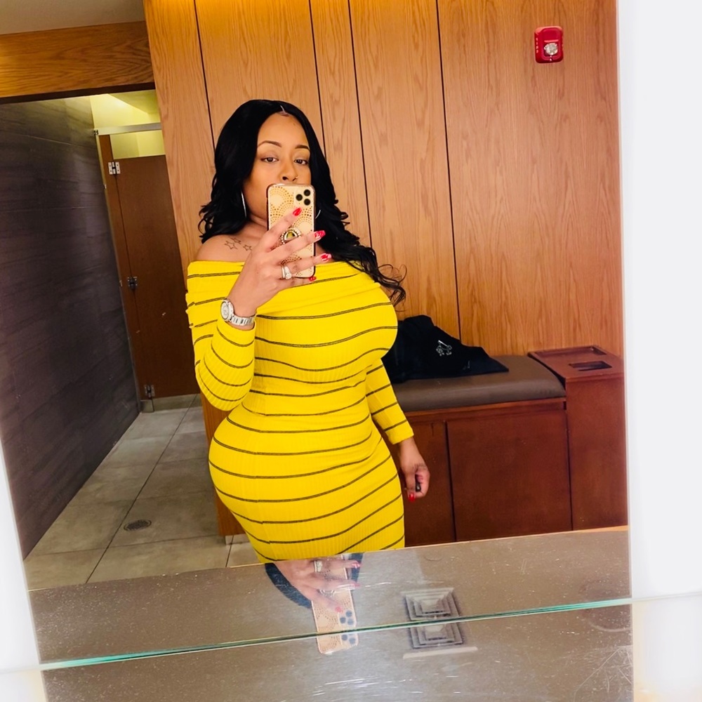 Fashion nova off the shoulder midi dress